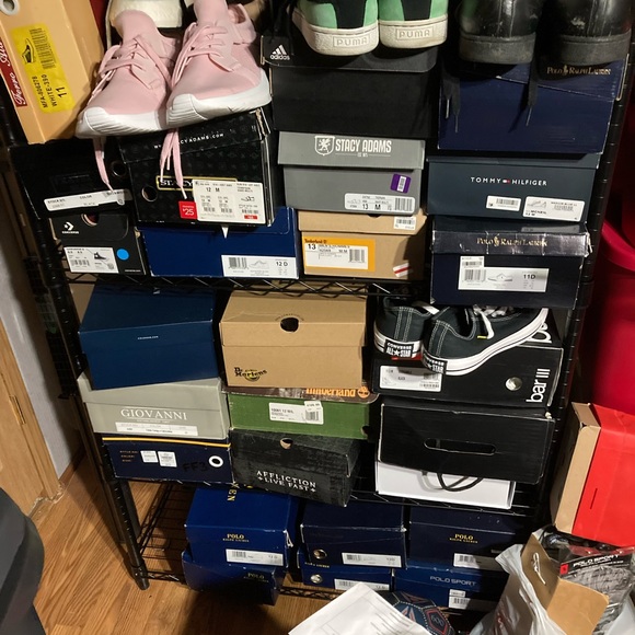 Over 200 pairs of my personal shoe collection - Picture 15 of 15